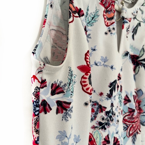 Floral sleeveless peplum top. Medium. 7th Avenue Design Studio - Picture 5 of 10